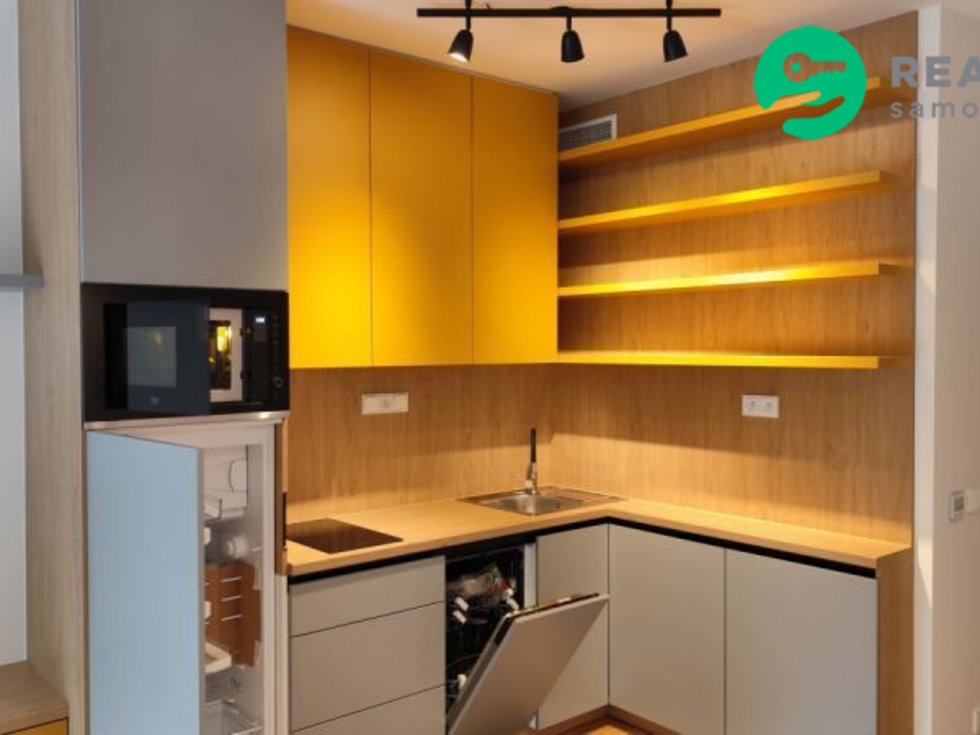 Mercedes mezi byty - luxusní 1kk 51m2 s wellness