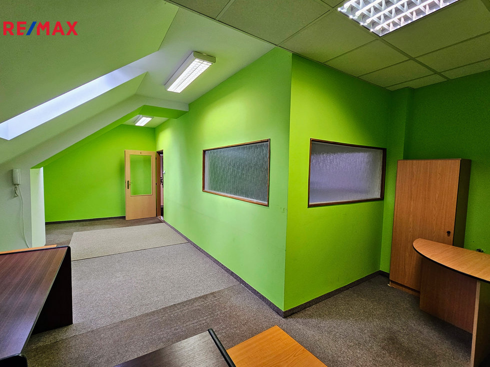 Pronájem kanceláře 27 m², Chrudim