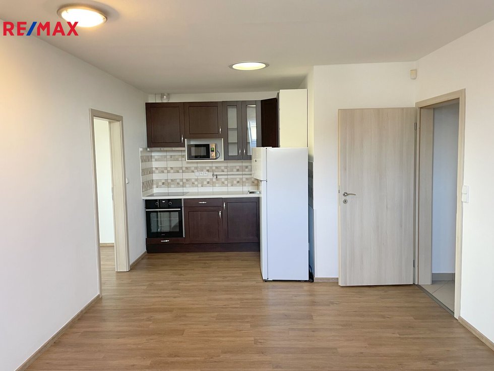 Pronájem bytu 3+kk 66 m², Šestajovice