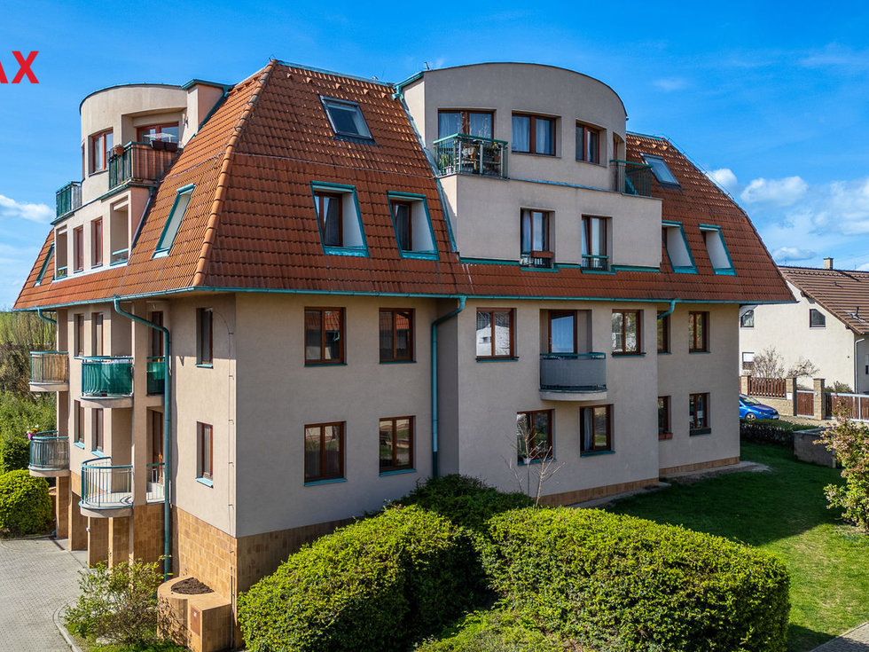 Pronájem bytu 3+kk 58 m², Velké Přílepy