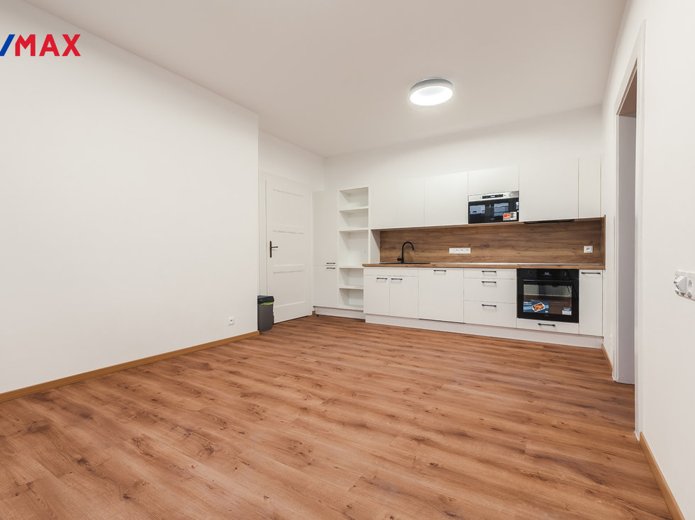 Pronájem bytu 2+kk 64 m², Praha