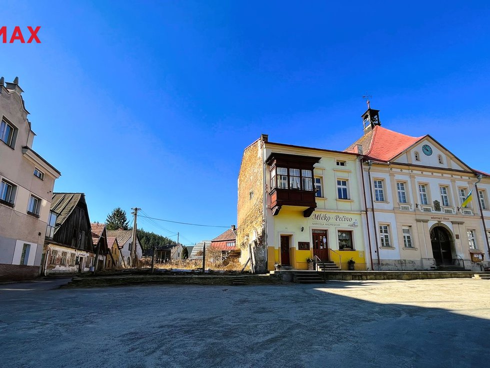 Prodej stavební parcely 575 m², Stárkov