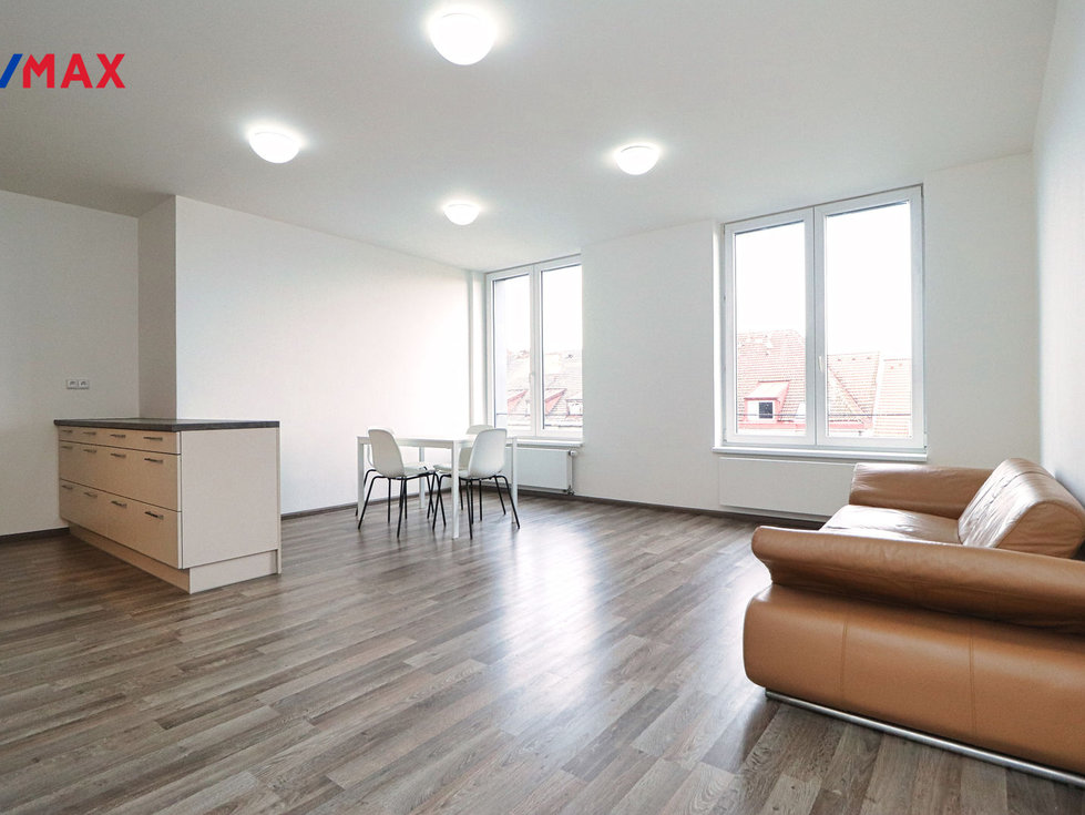 Pronájem bytu 3+kk 95 m², Praha