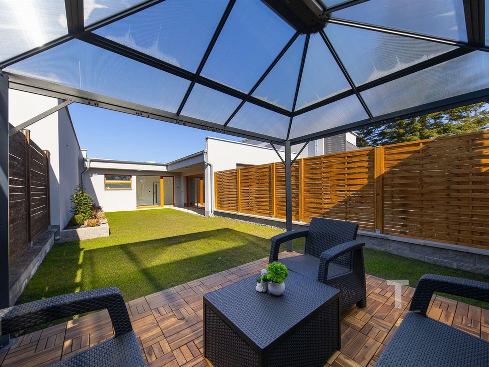 Prodej bytu 5+kk 156 m², Česká