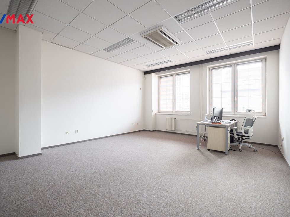Pronájem kanceláře 32 m², Plzeň