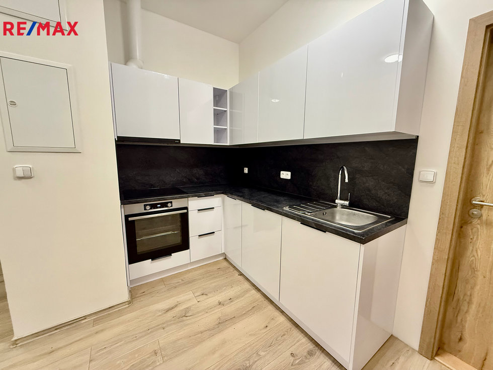 Pronájem bytu 2+1 66 m², Plzeň