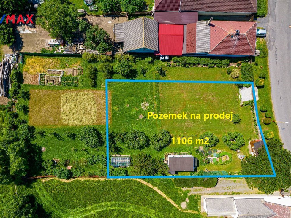 Prodej stavební parcely 1106 m², Chraštice