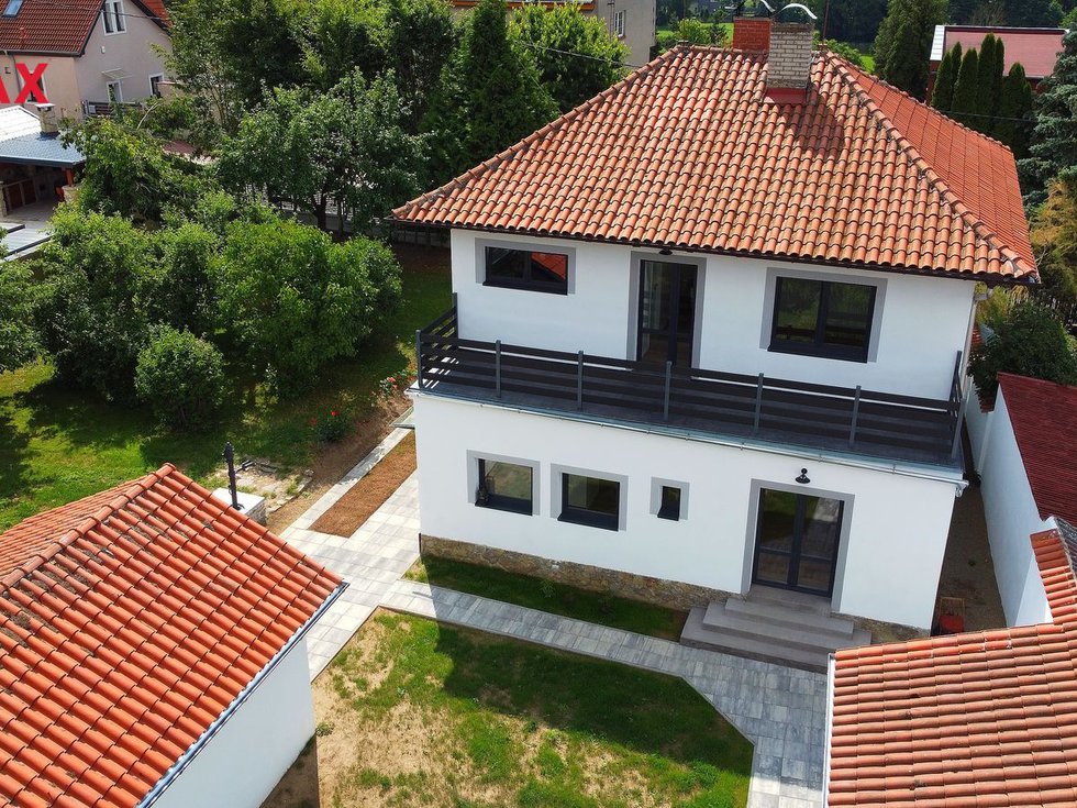 Prodej vily 150 m², Tachlovice