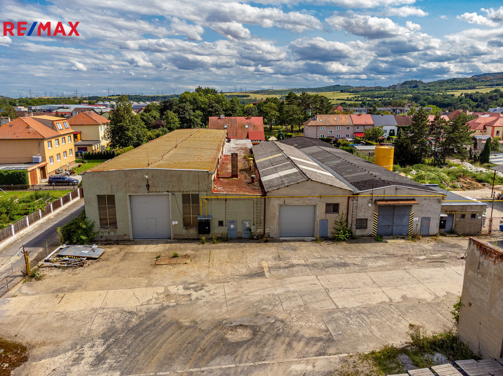 Pronájem skladu 2957 m², Kadaň