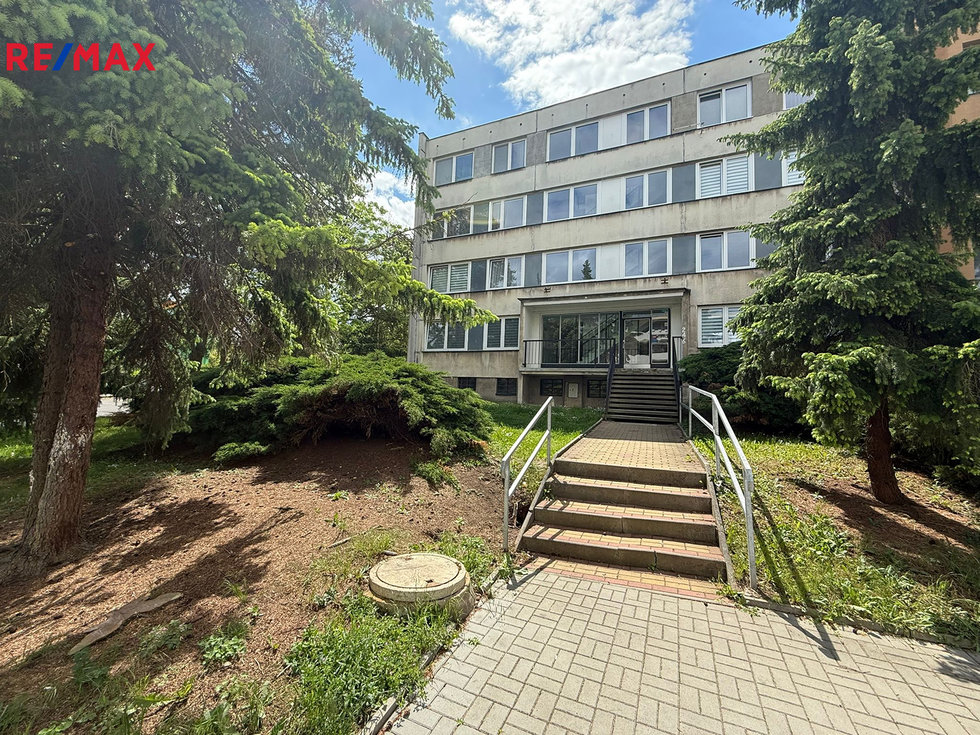Prodej bytu 3+1 57 m², Bílina