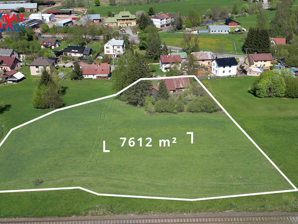 Prodej stavební parcely 7612 m², Nová Paka