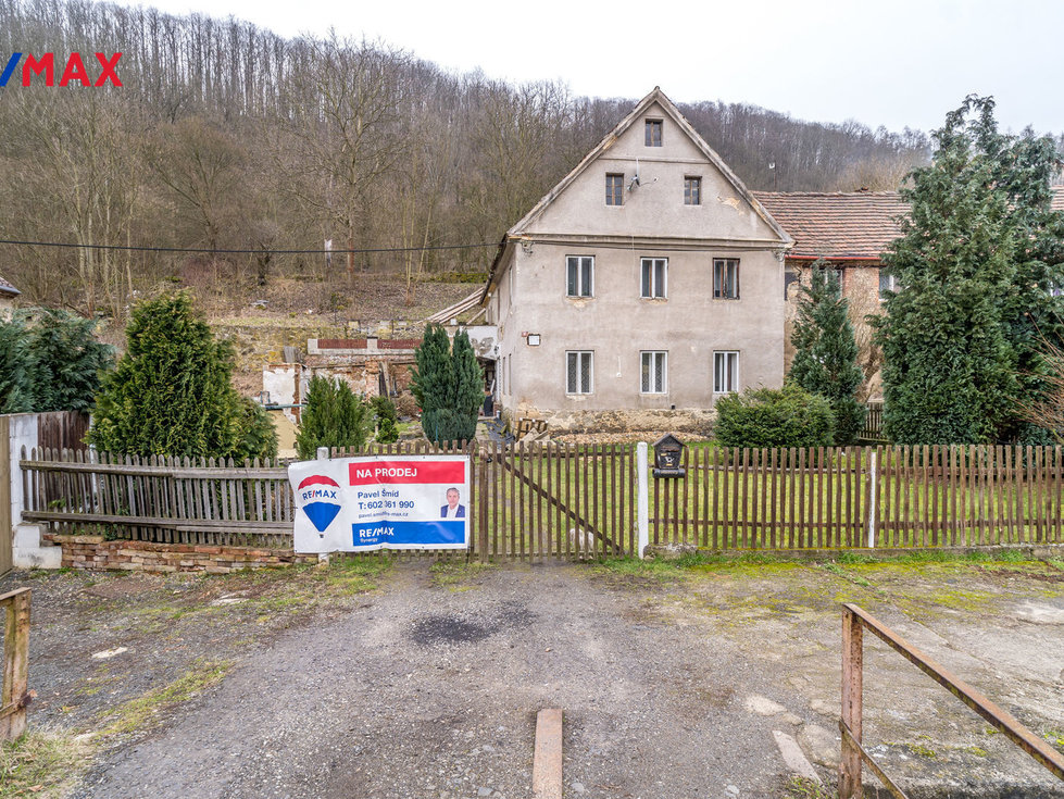 Prodej rodinného domu 200 m², Malé Březno