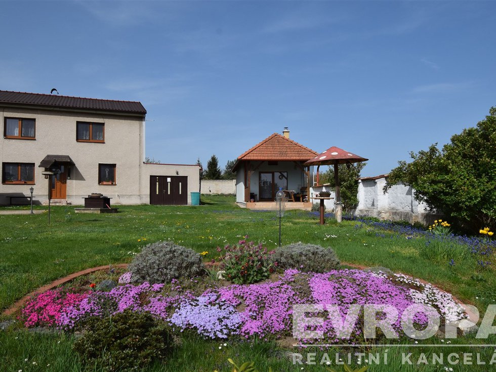 Prodej chalupy 120 m², Veltruby
