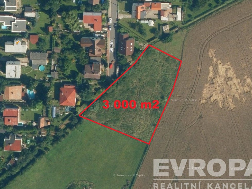Prodej komerčního pozemku 3000 m², Pardubice