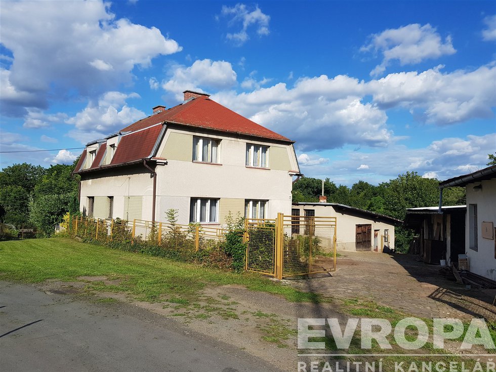 Prodej vily 200 m², Loukov