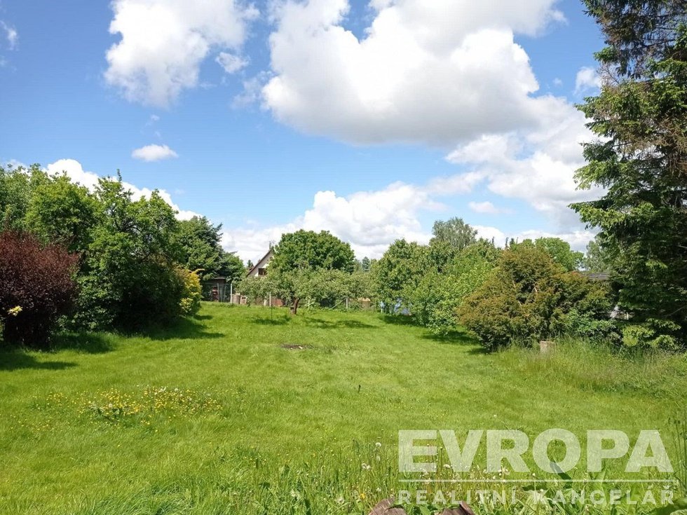 Prodej stavební parcely 1000 m², Liberec