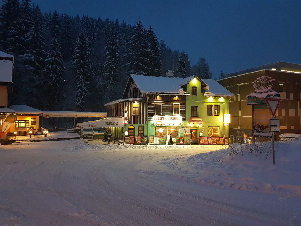 Prodej hotelu, penzionu 1000 m², Pec pod Sněžkou