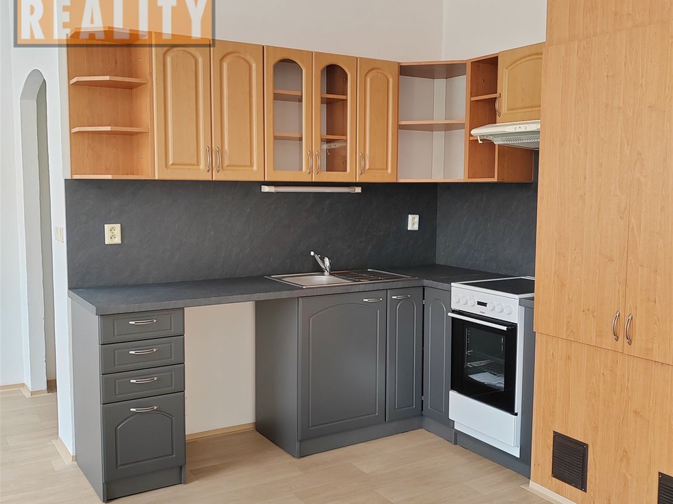 Pronájem bytu 2+kk 50 m², Chomutov