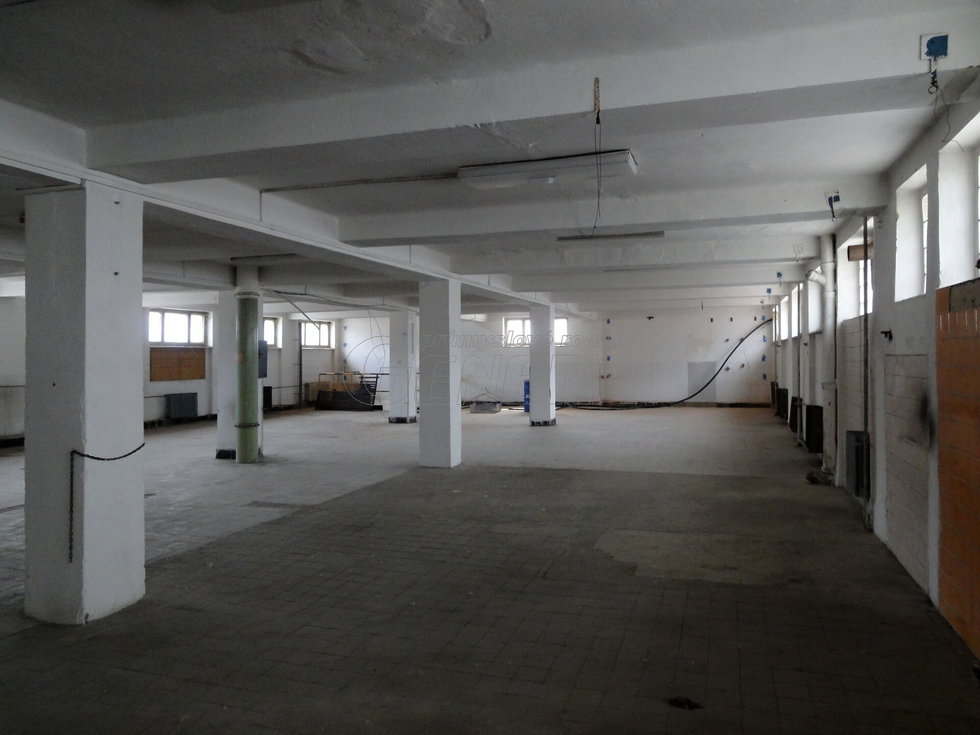 Pronájem skladu 2200 m², Ústí nad Labem