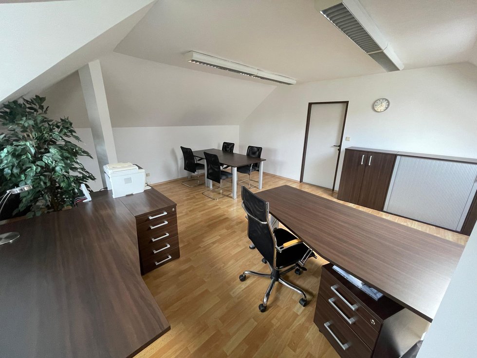 Prodej kanceláře 296 m², Rokycany