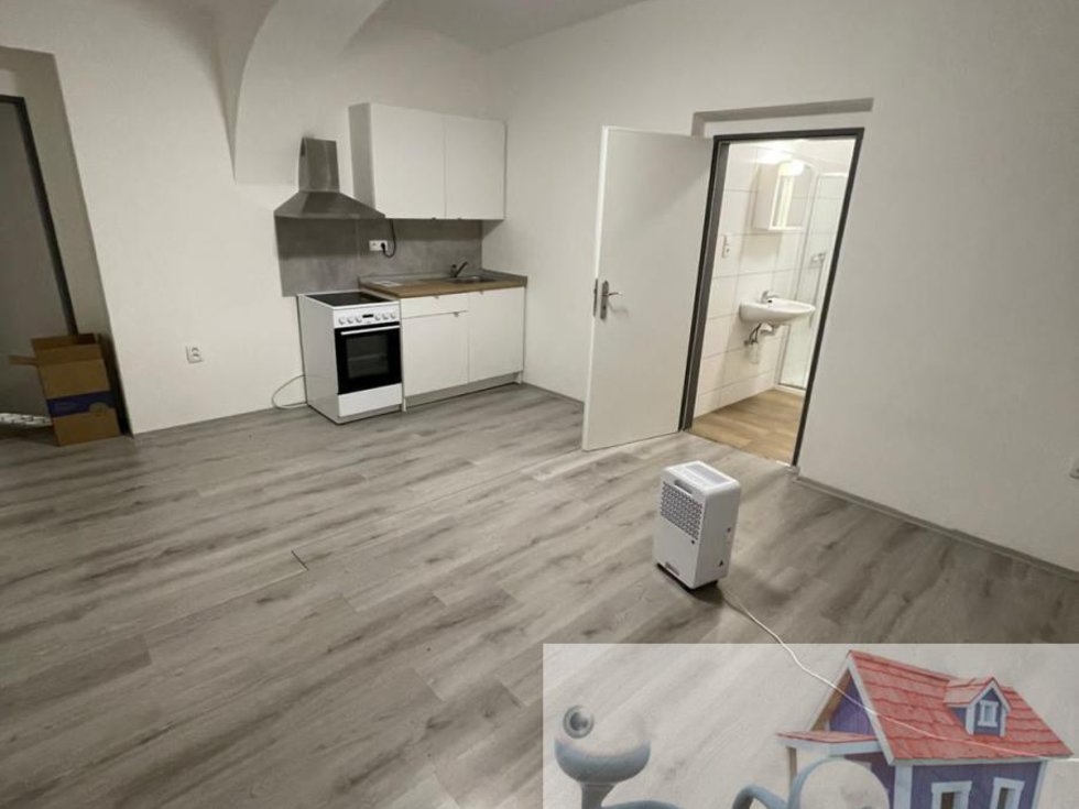 Pronájem bytu 1+kk, garsoniery 27 m², Česká Lípa