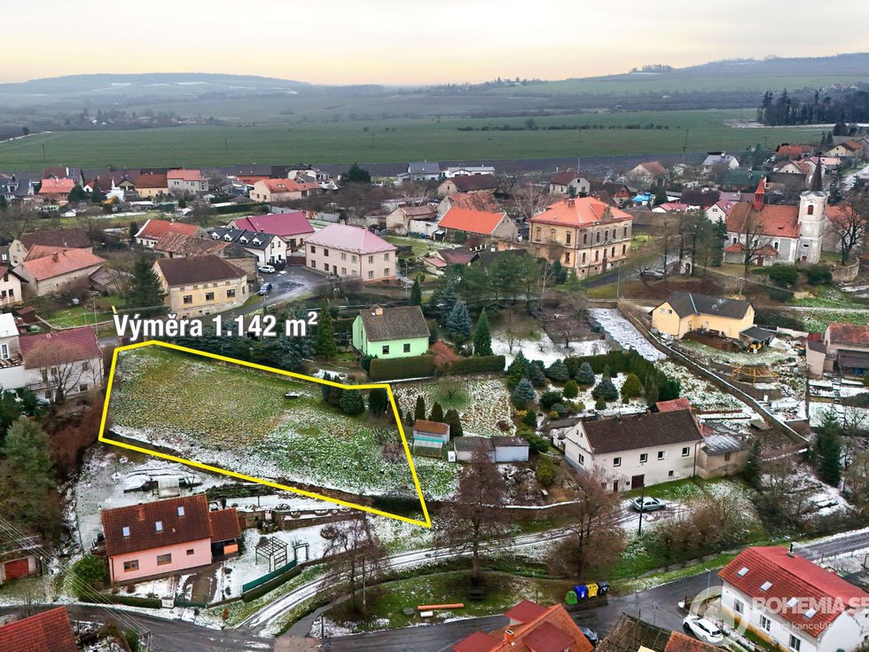 Prodej stavební parcely 1142 m², Nebovidy