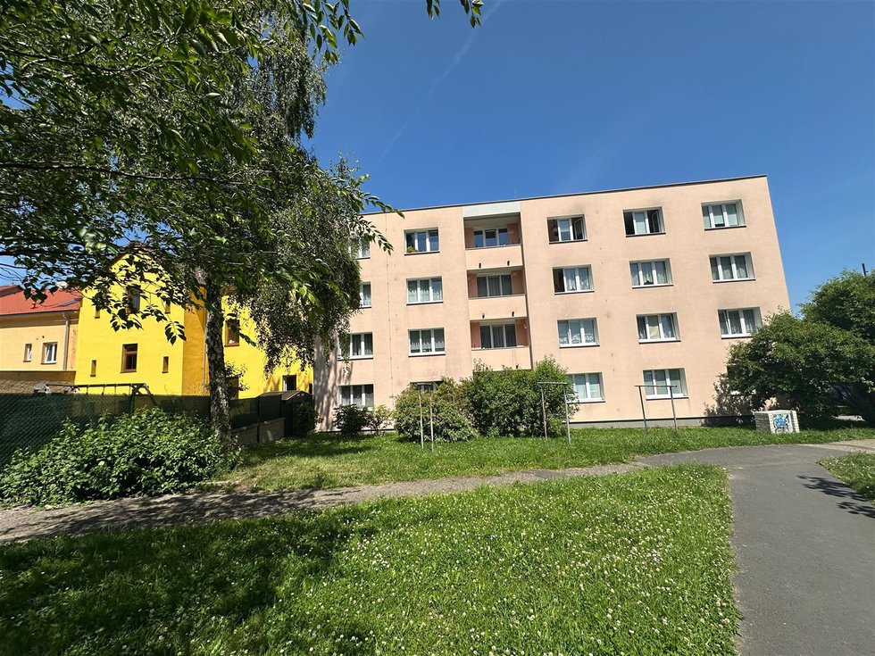 Pronájem bytu 1+1 40 m², Cheb