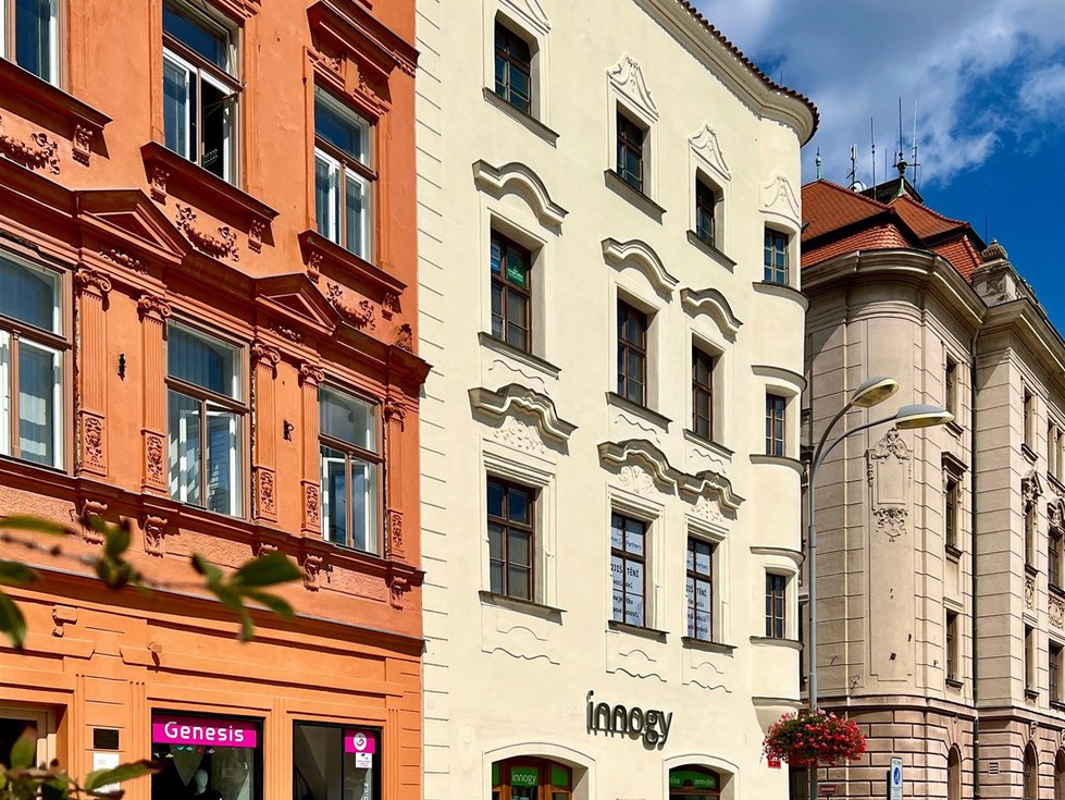 Pronájem kanceláře v centru Jihlavy (POHLED Z MASA