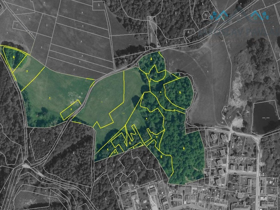 Katastrální mapa - orotofotomapa pozemky 02.jpg