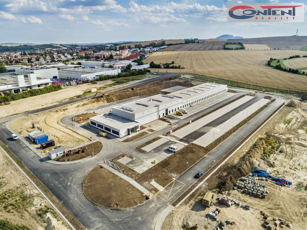 Pronájem výrobního objektu 23000 m², Hustopeče