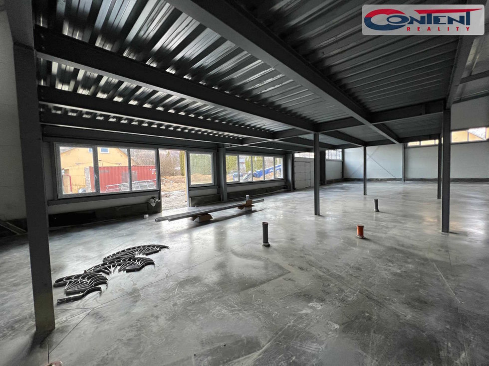 Pronájem výrobního objektu 919 m², Kladno