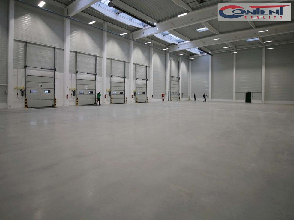 Pronájem skladu 1769 m², Rudná