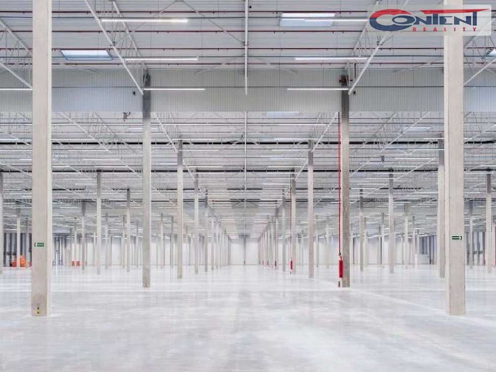Pronájem skladu 10000 m², Ostrov
