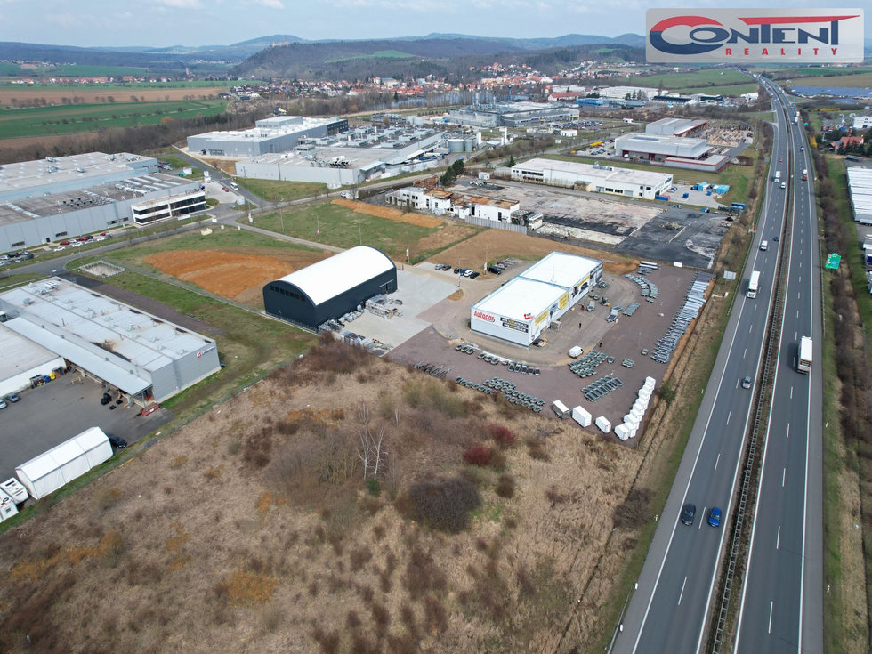 Prodej komerčního pozemku 7820 m², Žebrák