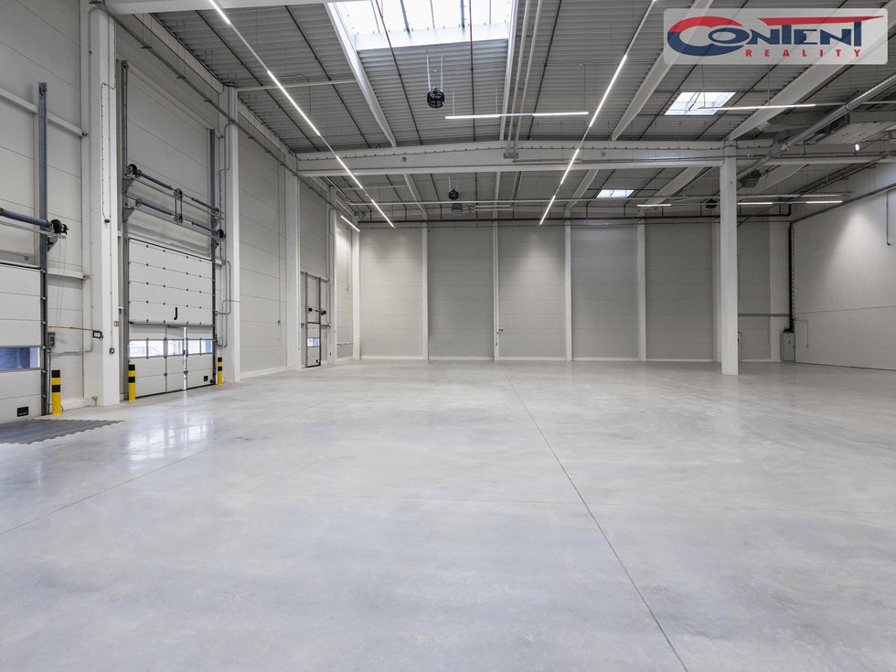 Pronájem výrobního objektu 5025 m², Zeleneč