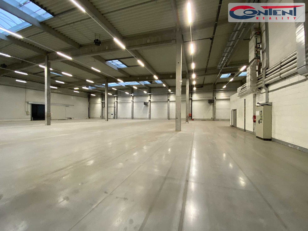 Pronájem skladu 6173 m², Benátky nad Jizerou