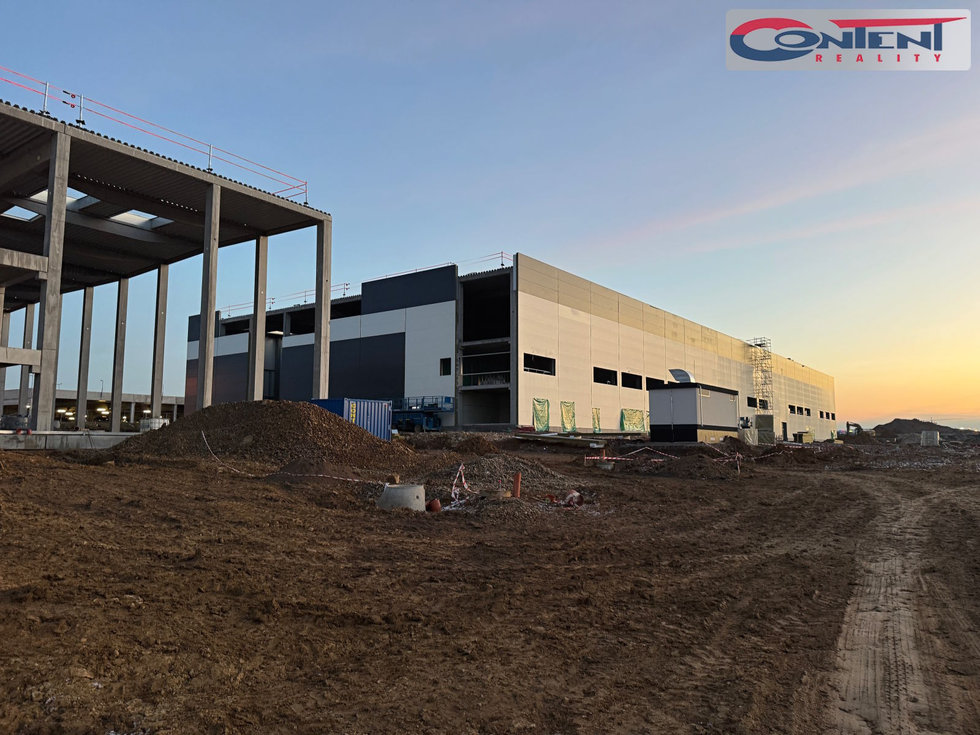 Pronájem výrobního objektu 6600 m², Tuchoměřice