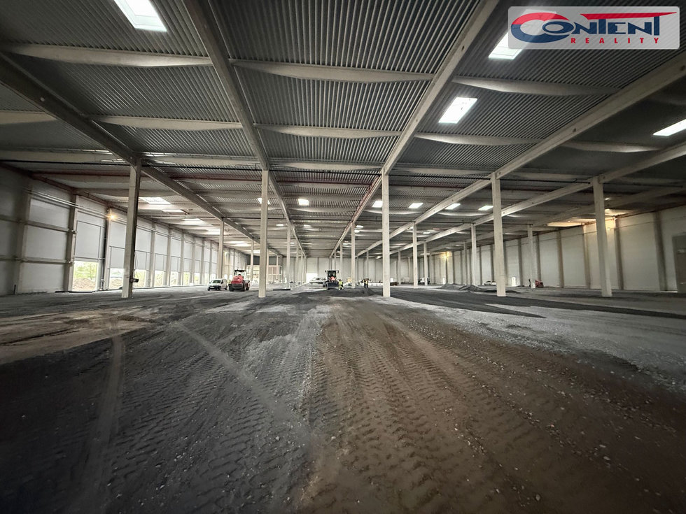 Pronájem výrobního objektu 10000 m², Praha