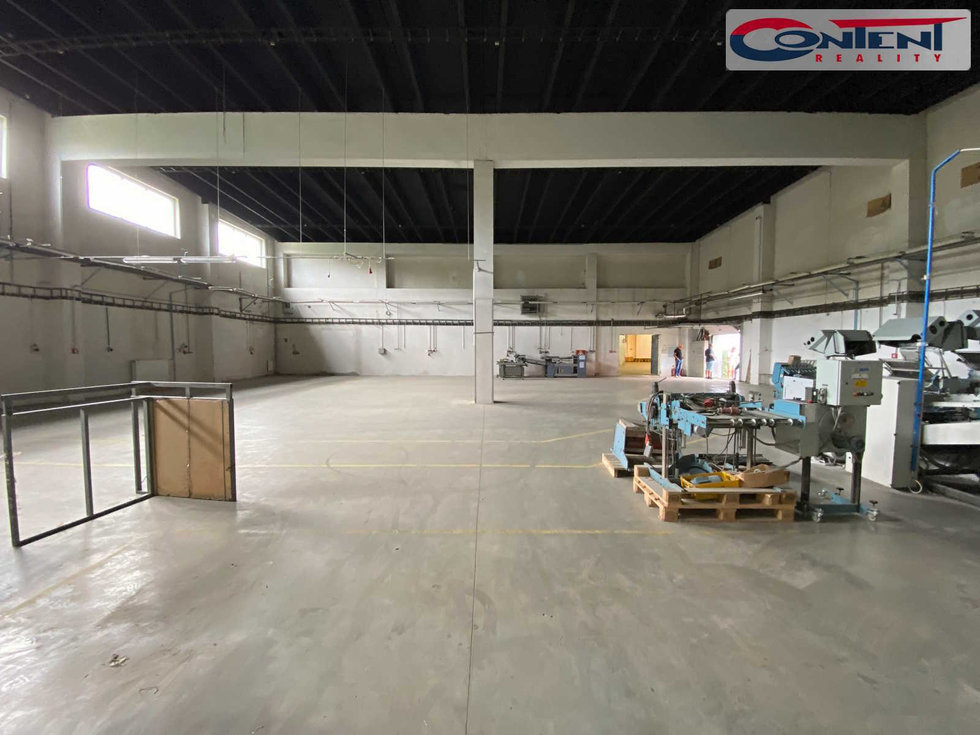 Pronájem skladu 3372 m², Sokolov