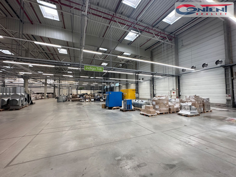 Pronájem skladu 1118 m², Chrášťany