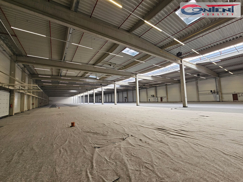 Pronájem skladu 3500 m², Ostrava
