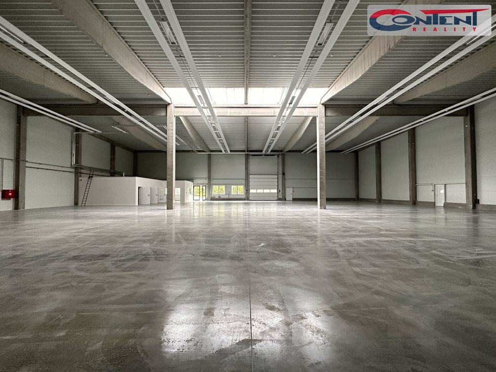 Pronájem výrobního objektu 1300 m², Tábor