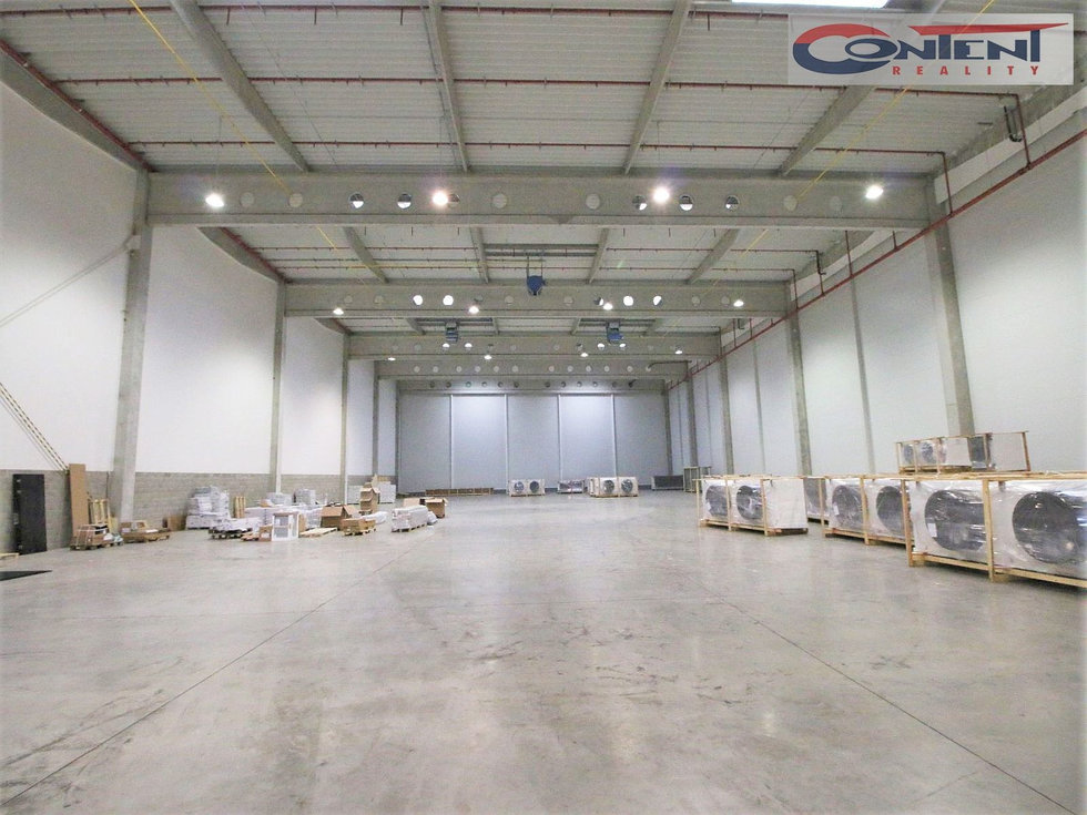 Pronájem výrobního objektu 2157 m², Kozomín