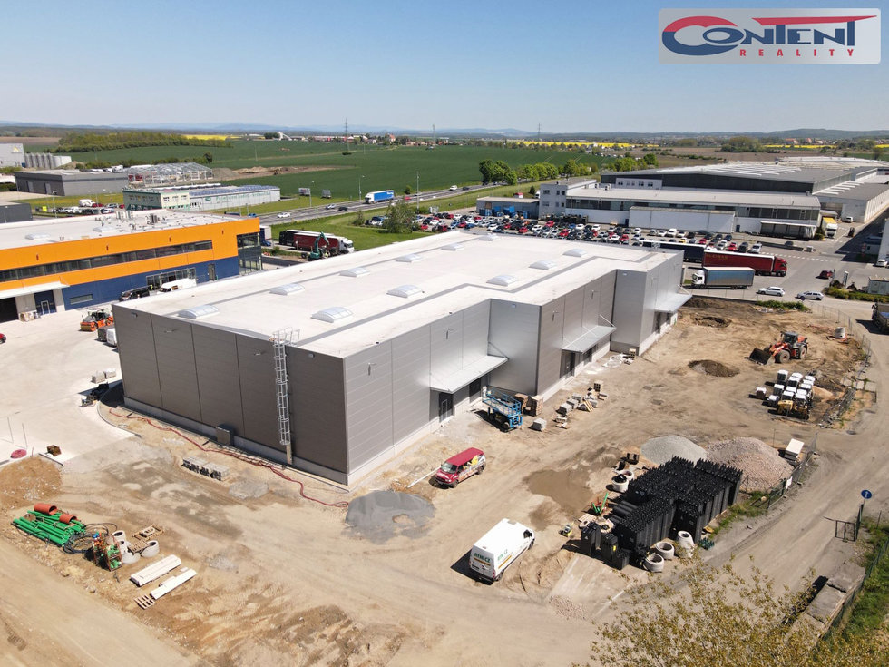 Pronájem skladu 735 m², Řepov