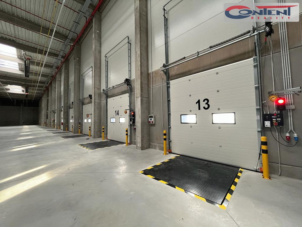 Pronájem skladu 10000 m², Údlice