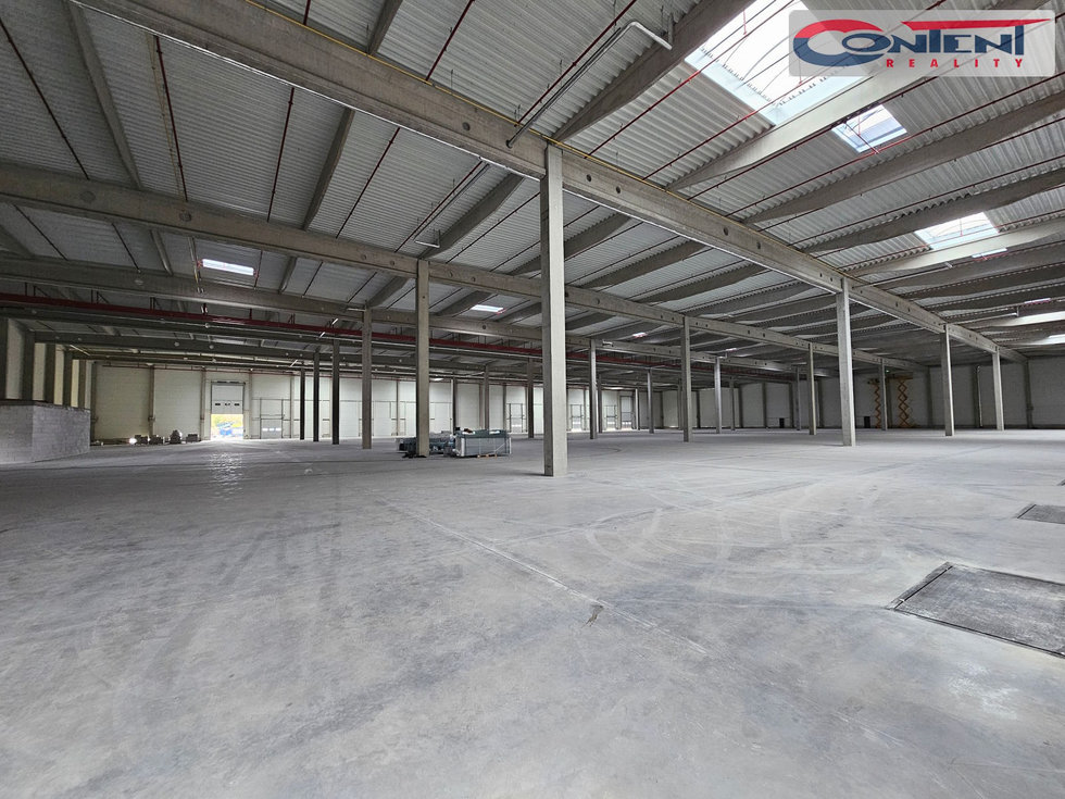 Pronájem výrobního objektu 3500 m², Velká Bystřice