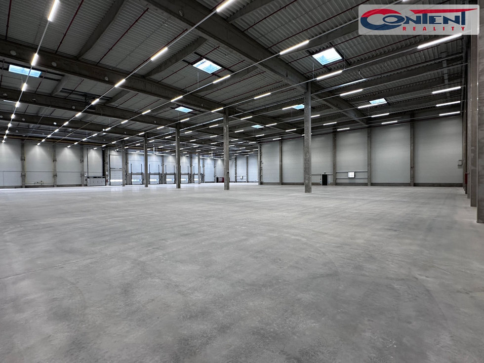 Pronájem výrobního objektu 4000 m², Pardubice