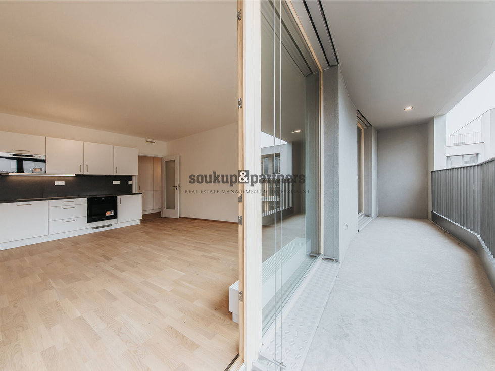 Pronájem bytu 2+kk 68 m², Praha