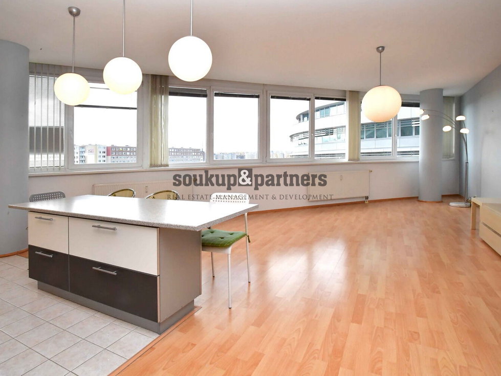 Pronájem bytu 2+kk 75 m², Praha