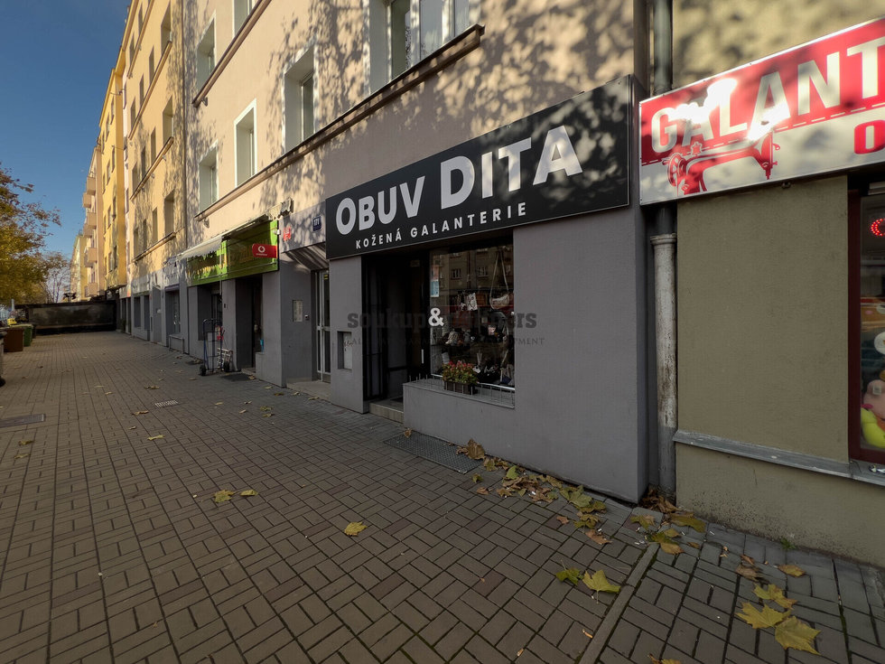 Pronájem obchodu 26 m², Praha